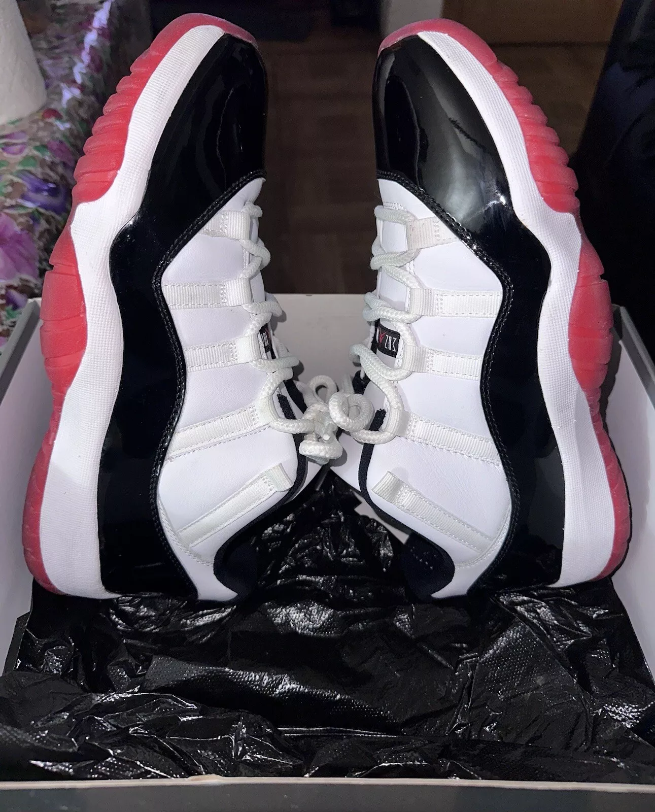 XH Air Jordan 11 Retro Low Concord Bred review Donald King 02