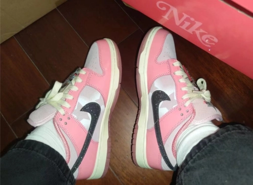 SX Nike SB Dunk Low LX”Barbie Pink review 