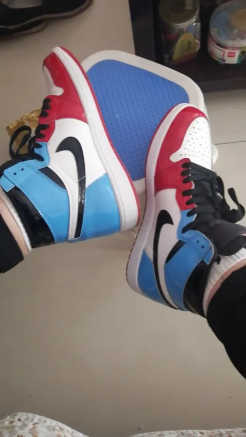 XH Air Jordan 1 Retro High OG Fearless review 