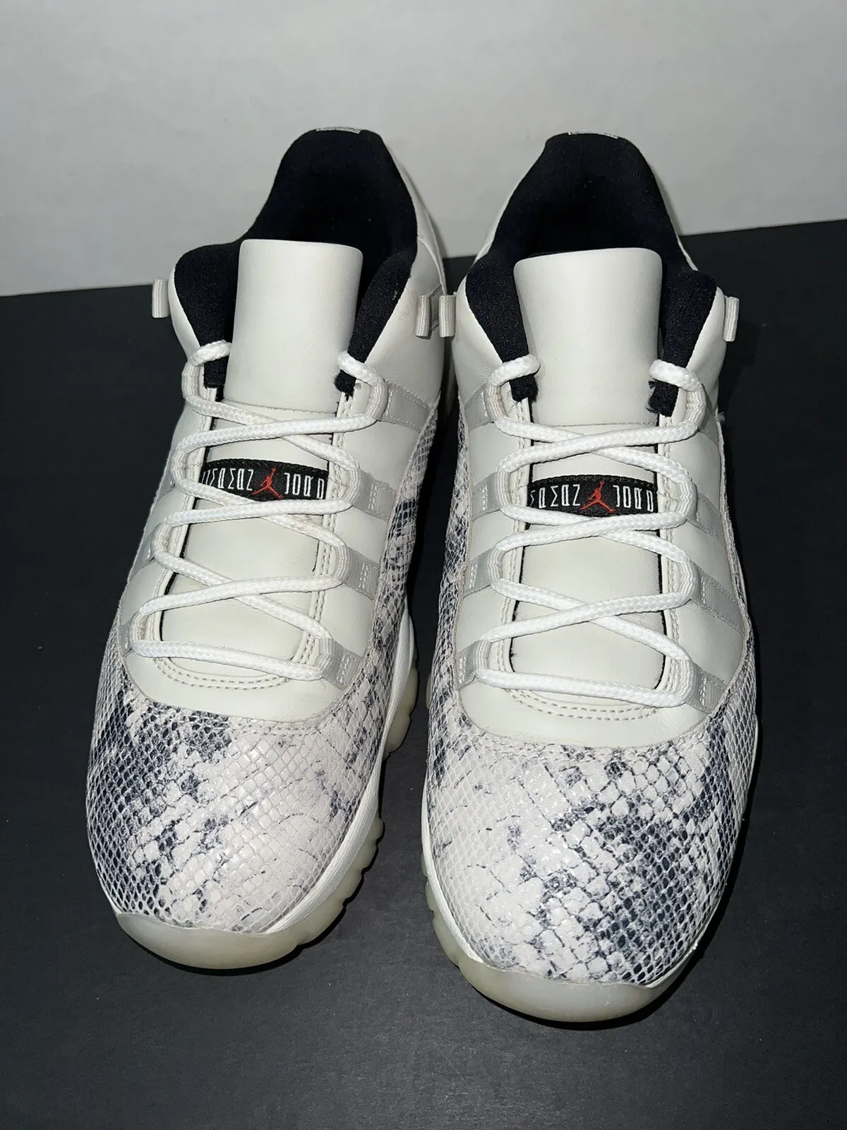 XH Air Jordan 11 Retro Low Light Bone Snakeskin review Robin Brown 02