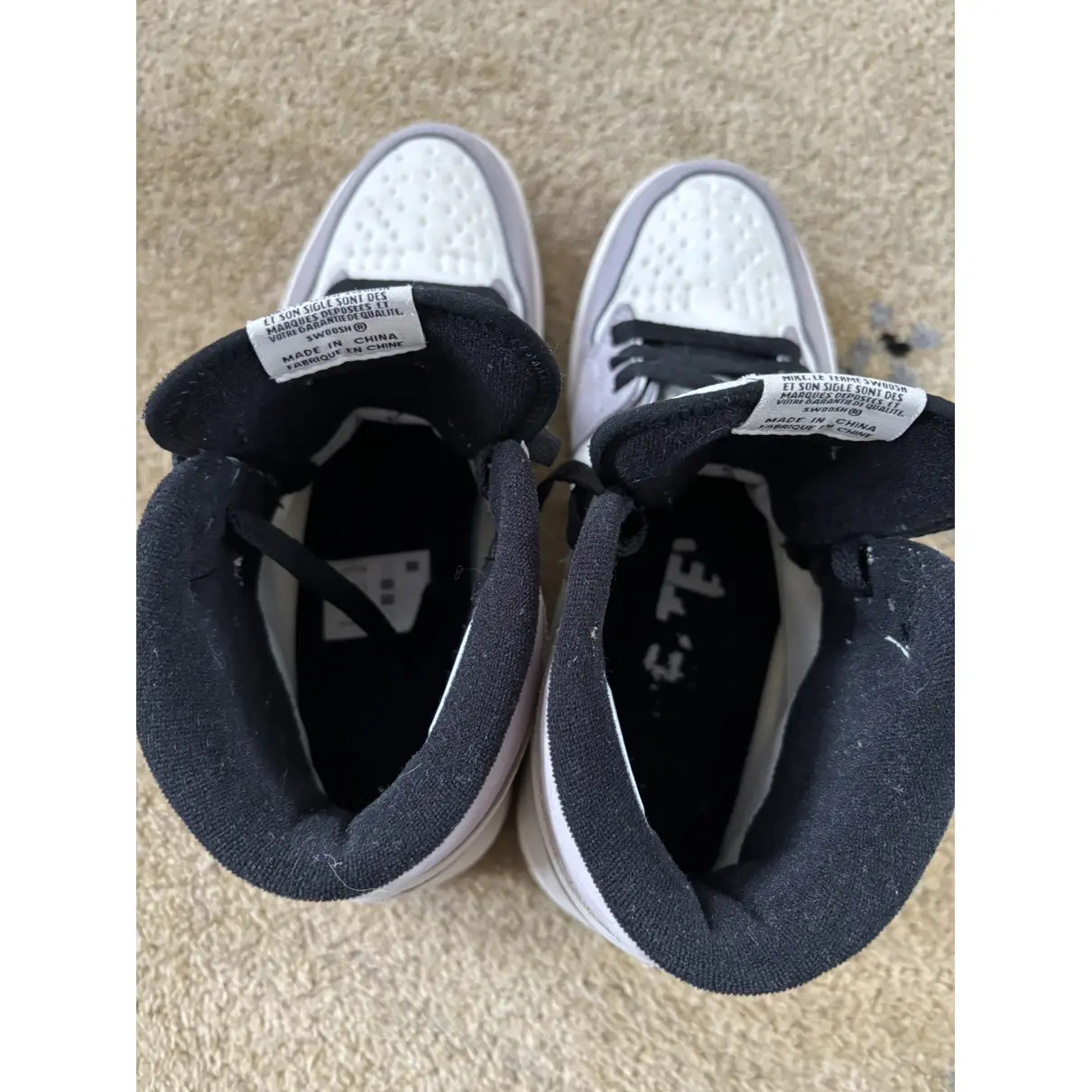 XH  Air Jordan 1 White Lime review Diana 05