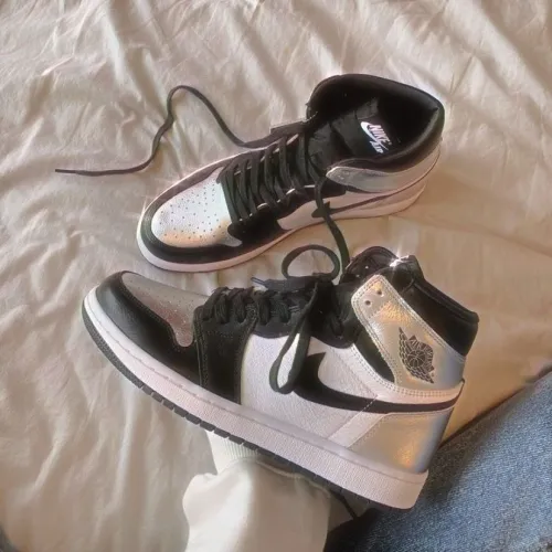 XH Air Jordan 1 High “Silver Toe” review 