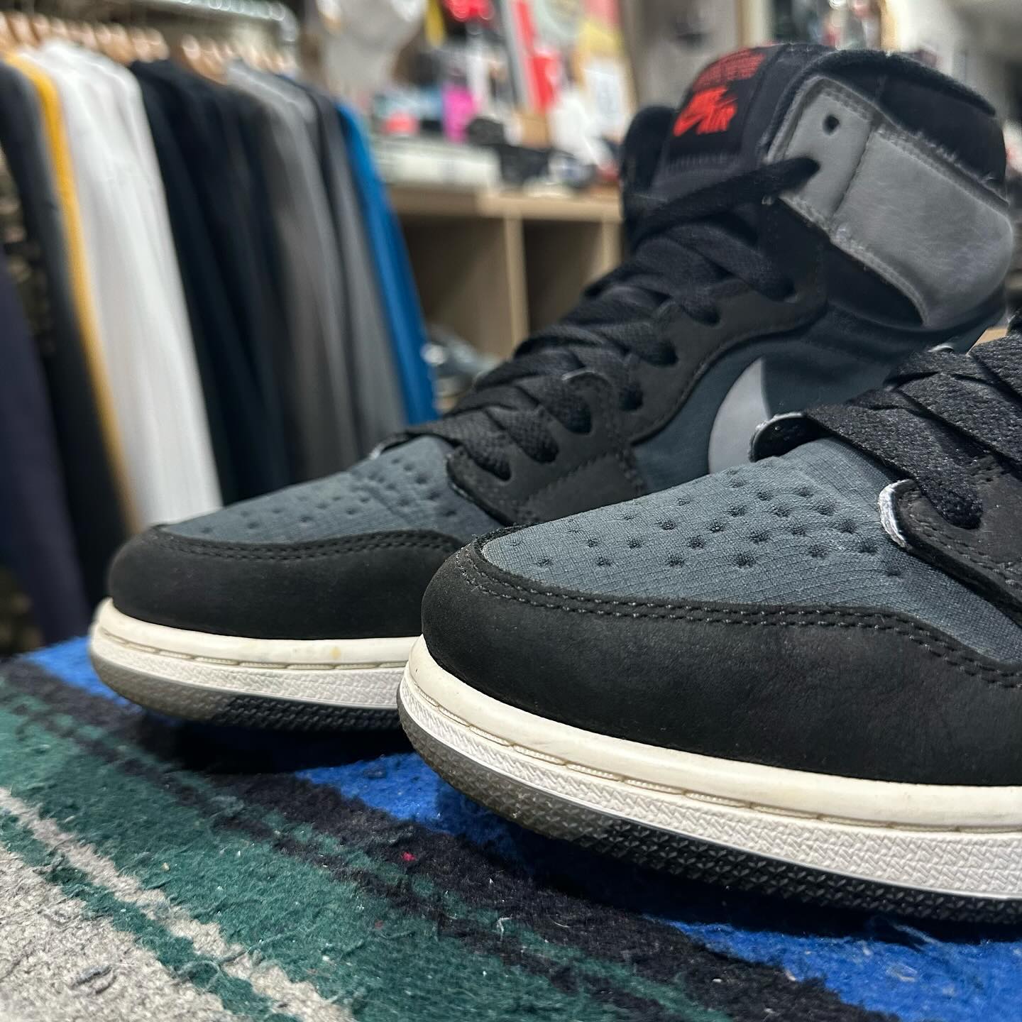 XH Air Jordan 1 Gray Hook review Monica 01