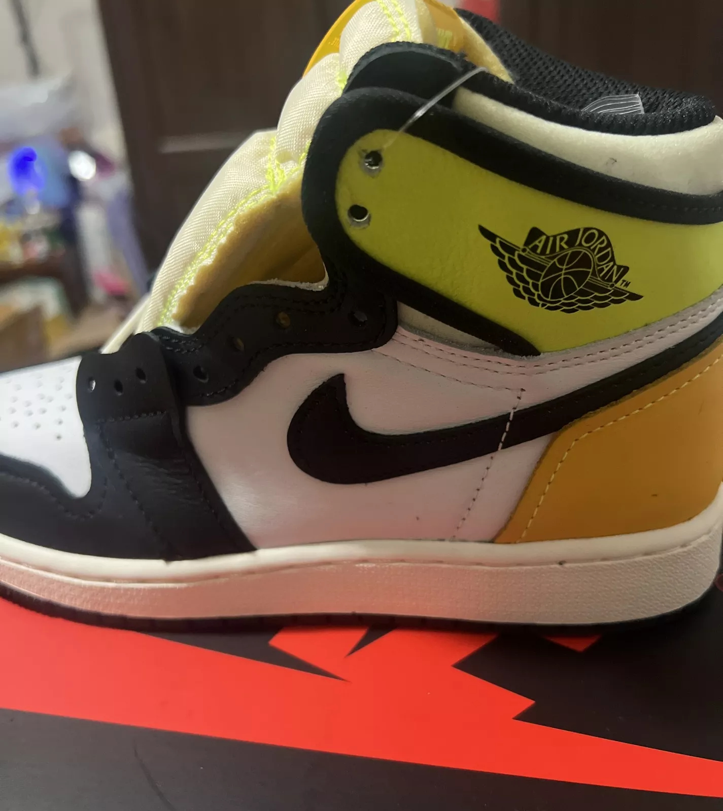 XH Air Jordan 1 Retro High OG review Stephanie 02