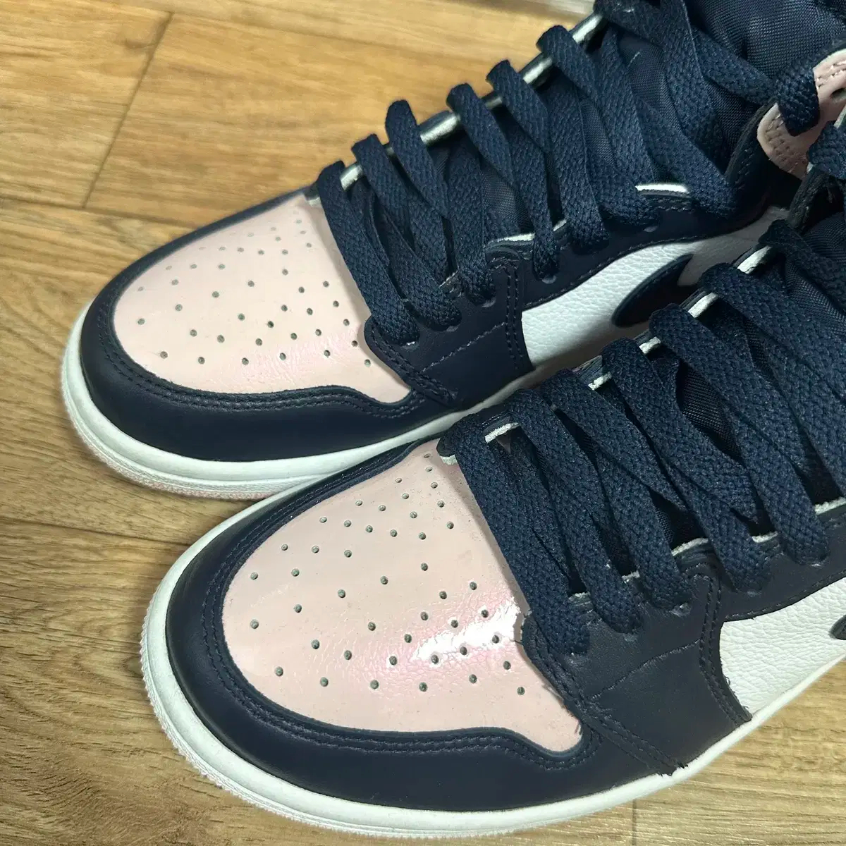 XH 1 Air Jordan 1 High OG Atmosphere review Vanessa 01