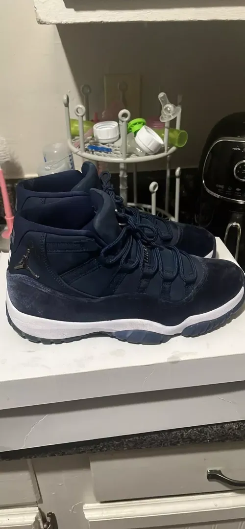 Q3 Air Jordan 11 Retro Midnight Blue review 