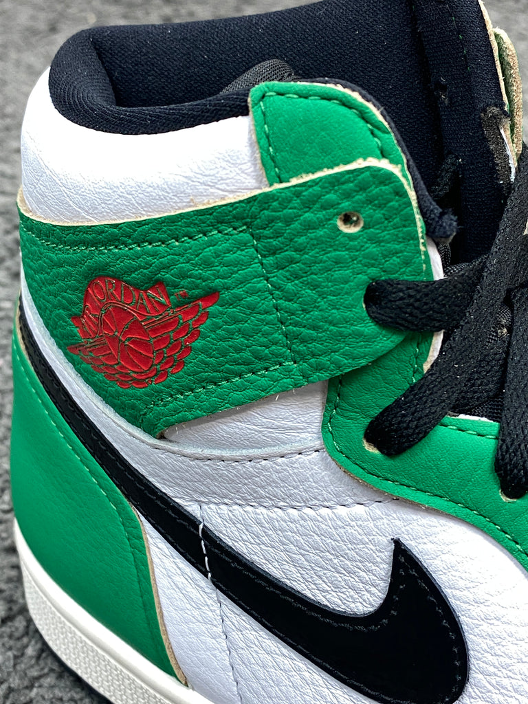 XH Air Jordan 1 Retro High OG “Lucky Green” review Amber 02