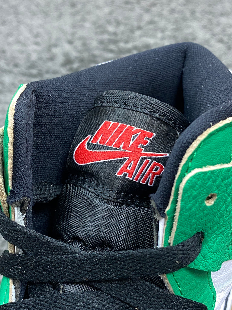 XH Air Jordan 1 Retro High OG “Lucky Green” review Amber 03