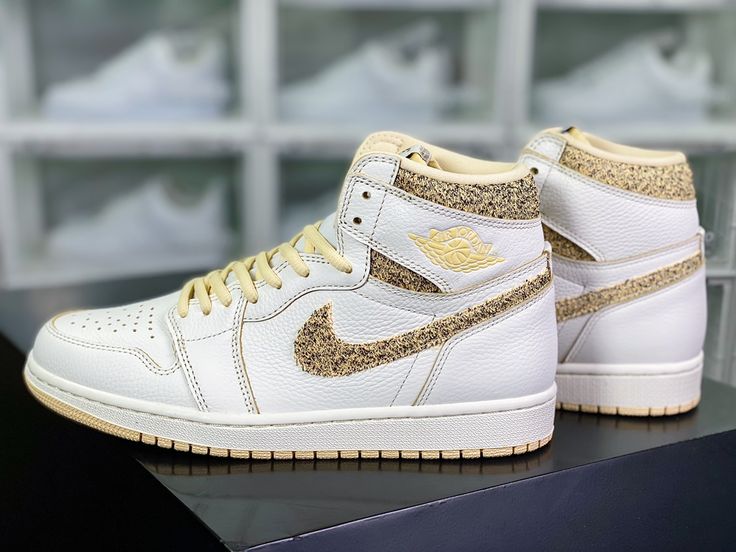 XH Air Jordan 1 High OG “Vibrations of Naija” review Kelly 01