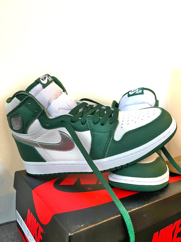 XH Air Jordan 1 High Gorge Green review Max 01