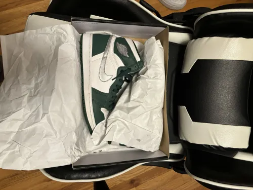 XH Air Jordan 1 High Gorge Green review 