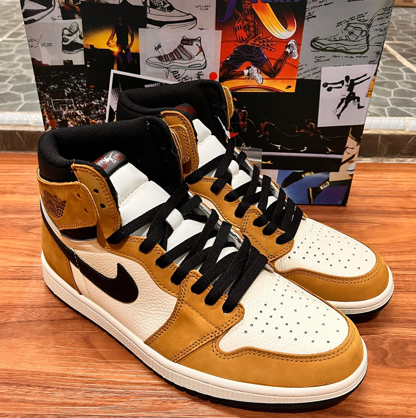 XH  Air Jordan 1 Retro High OG “Rookie of the Year” review Henry 03