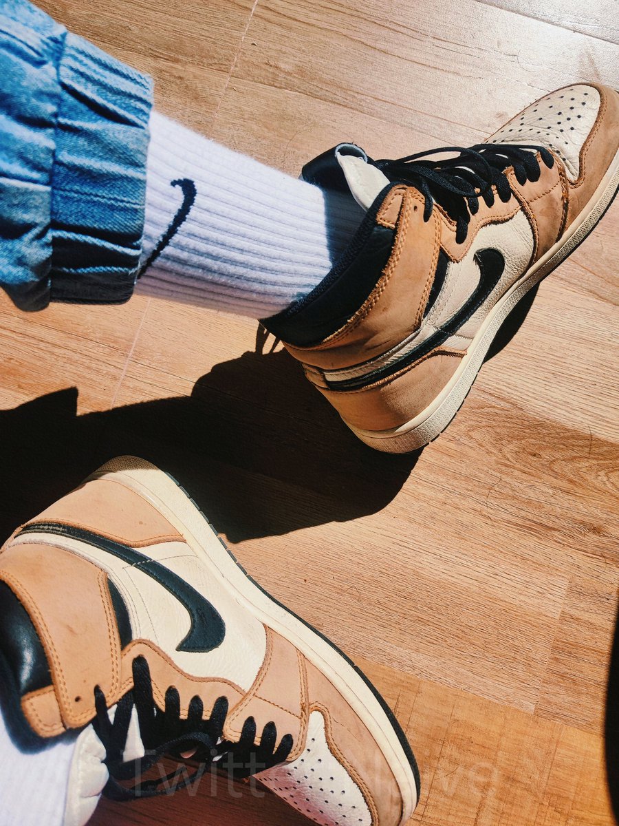 XH  Air Jordan 1 Retro High OG “Rookie of the Year” review Alexander