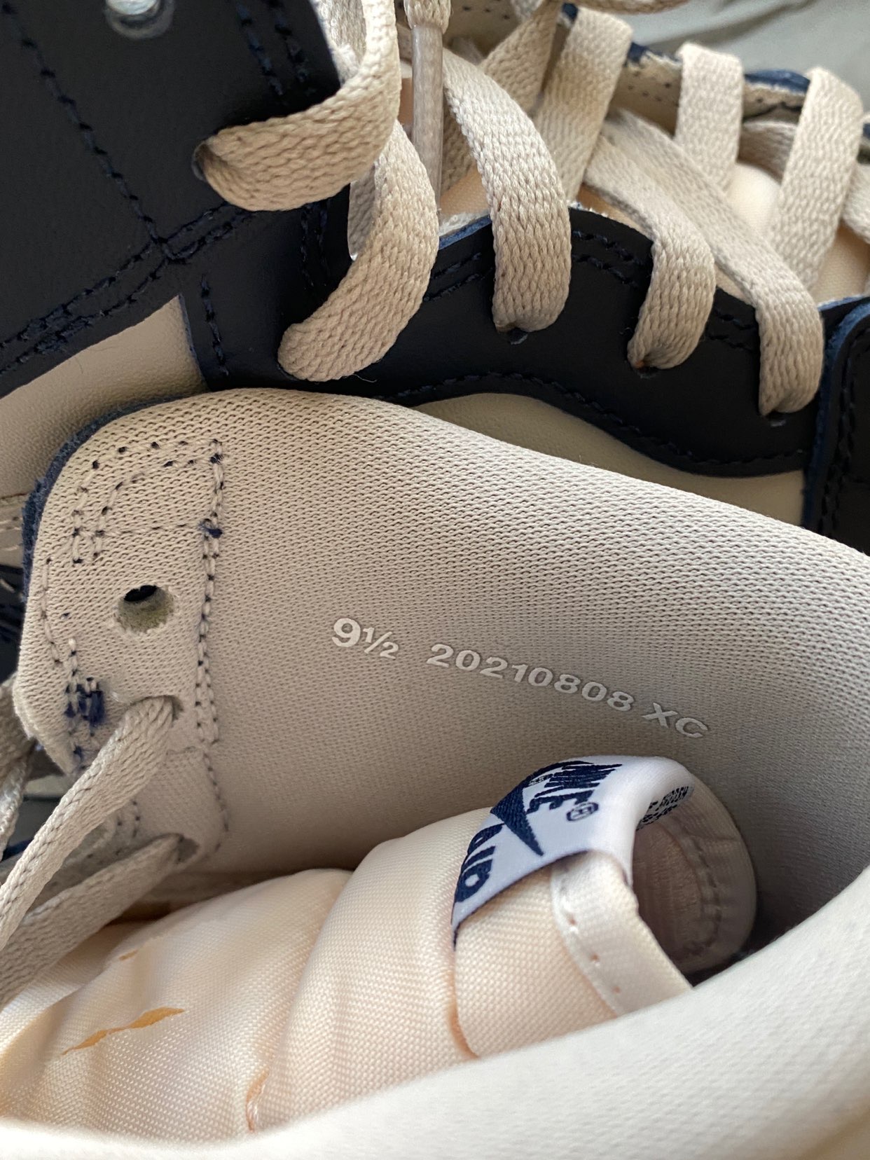 XH Air Jordan 1 High 85 Georgetown College Navy review Logan 03