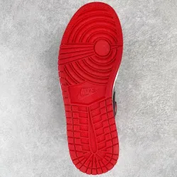 XH Air Jordan 1 High OG Bred Patent review Aiden 02