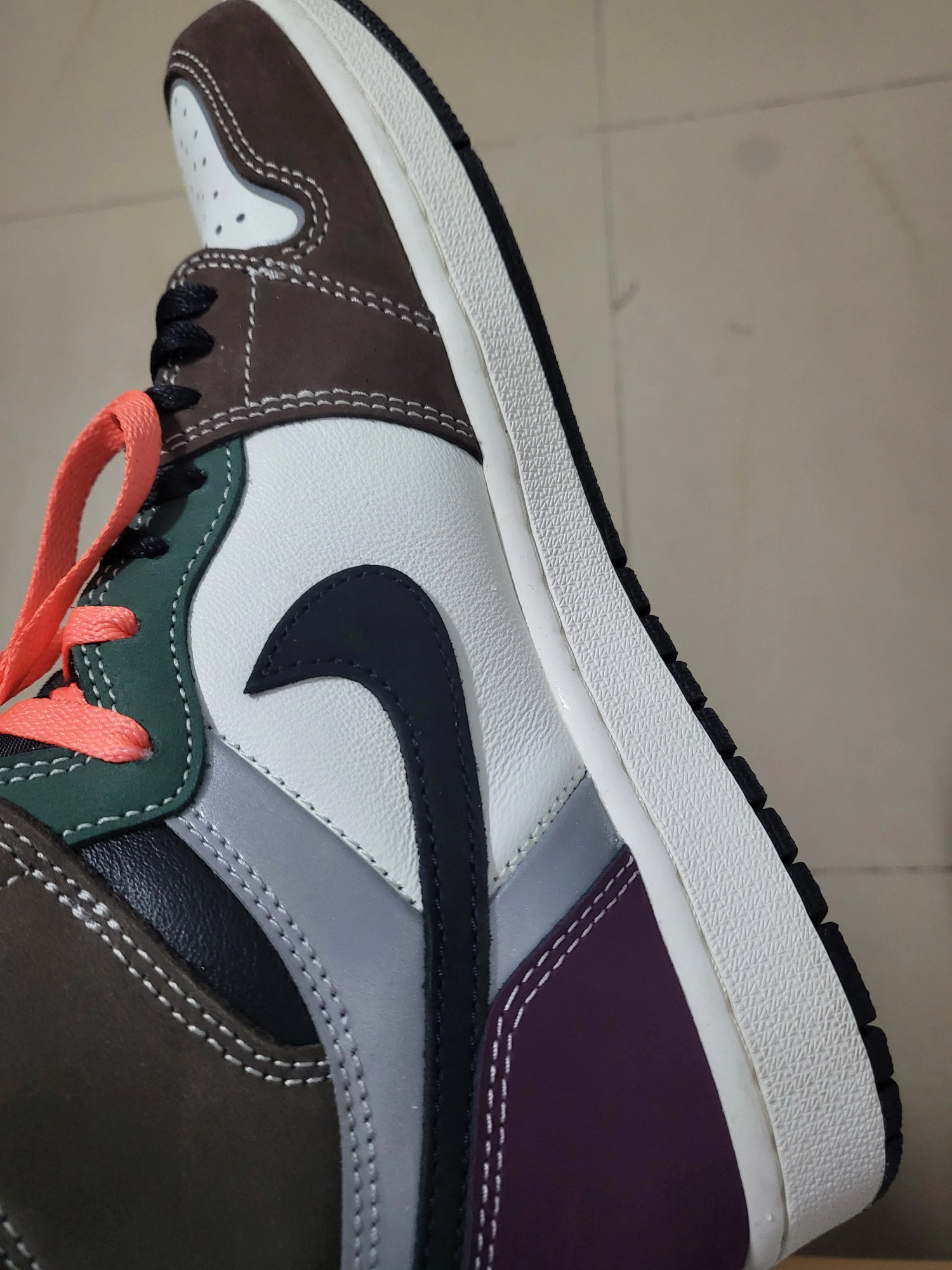 XH Air Jordan 1 High OG Hand Crafted review Riley 03