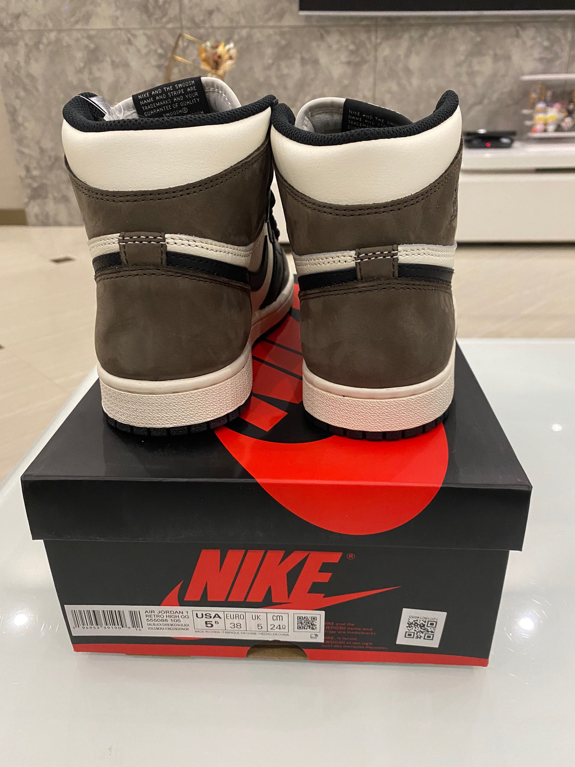 XH Air Jordan 1 Retro High OG 'Dark Mocha' review Michael 03