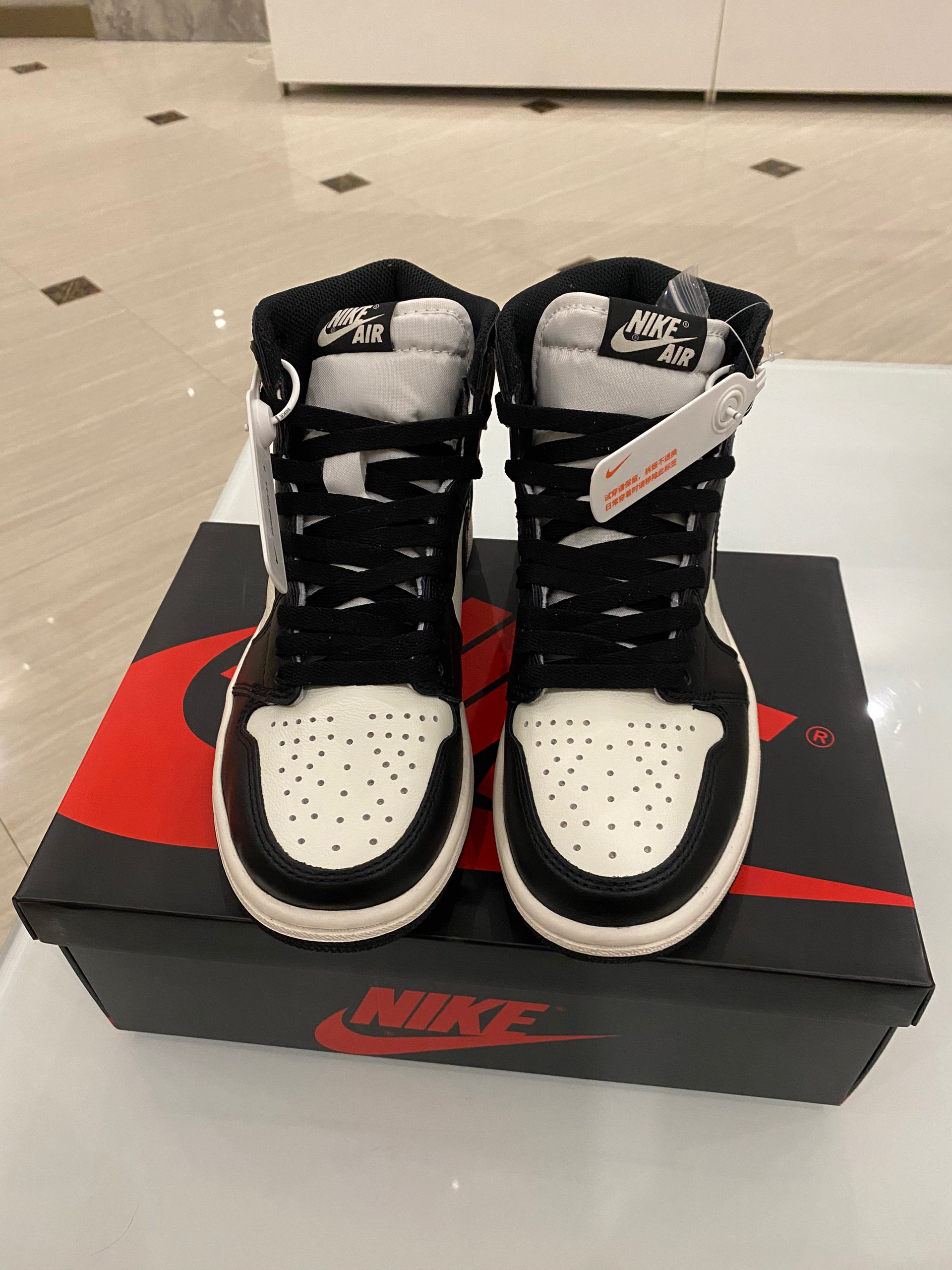 XH Air Jordan 1 Retro High OG 'Dark Mocha' review Michael 04