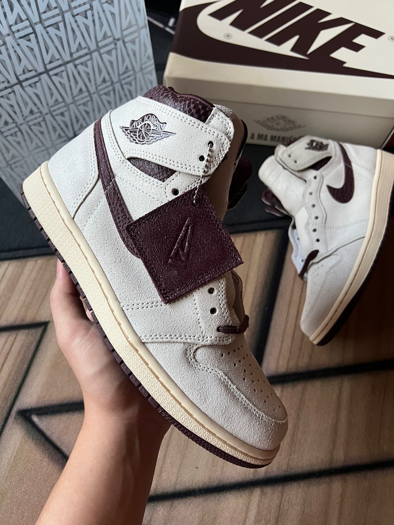 XH Air Jordan 1 High OG SailBurgundy Crush review Henry 01