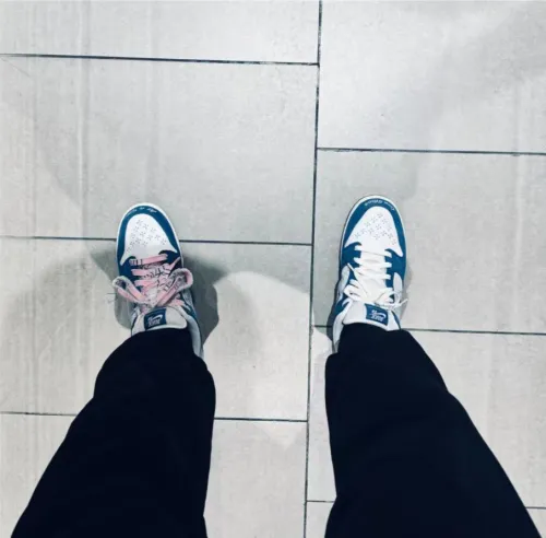 SX Born x Raised x Nike SB Dunk Low Blue White review 