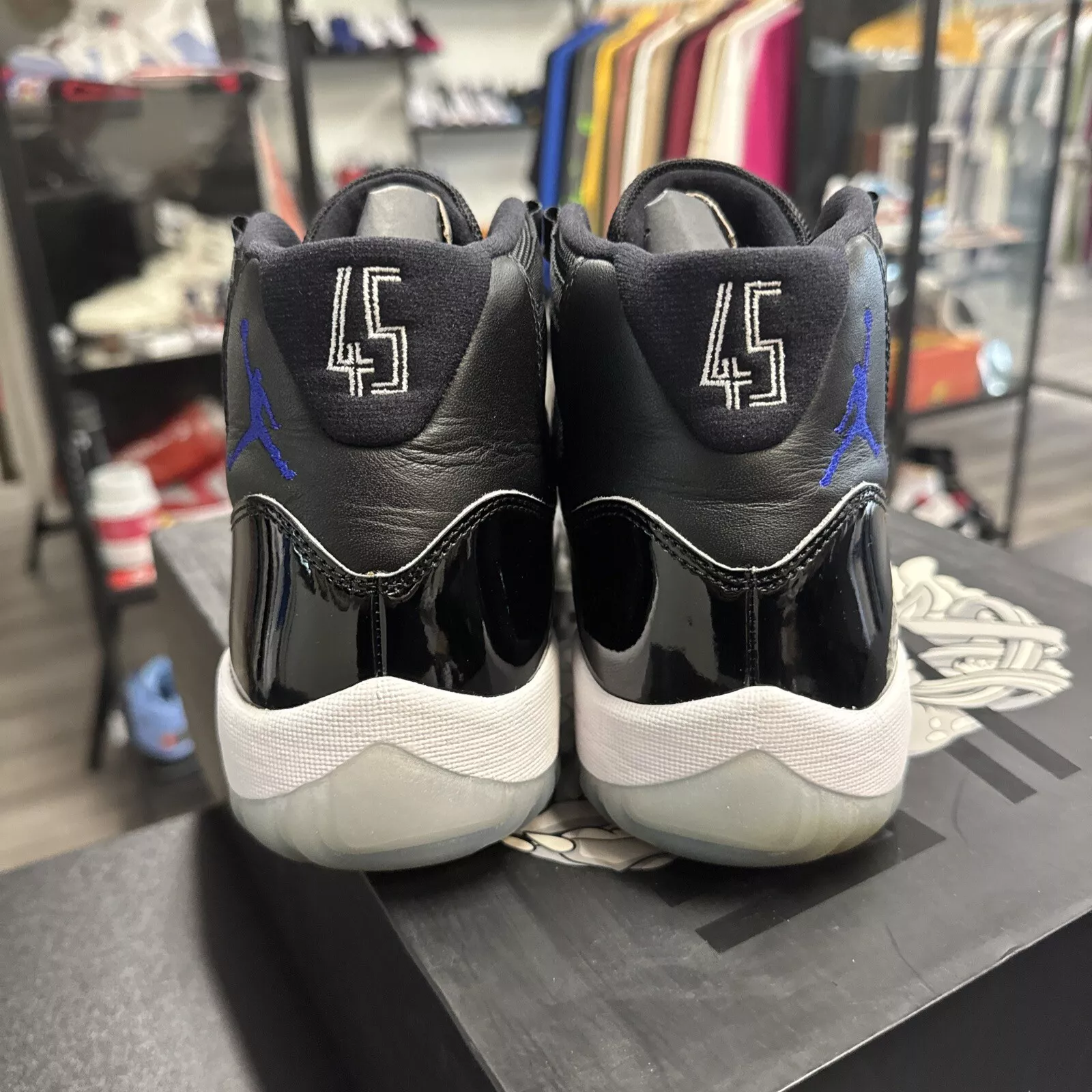 Q3 Air Jordan 11 Retro Space Jam review Christian valenzuela 02