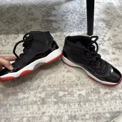 Q3 Air Jordan 11 Retro Bred  review Miss A 01
