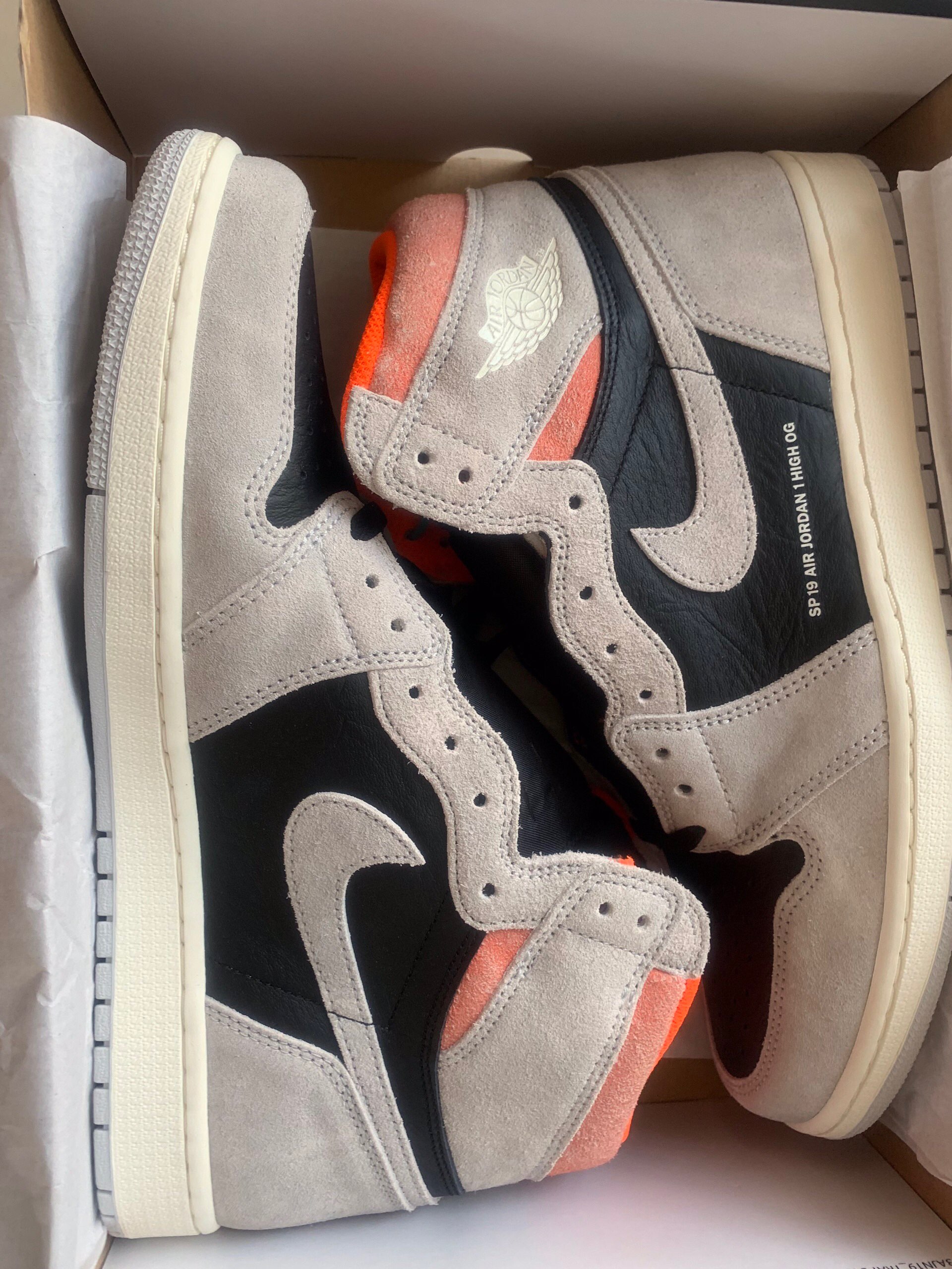 XH  Air Jordan 1 OG Hi Retro“Neutral Grey” review Emily