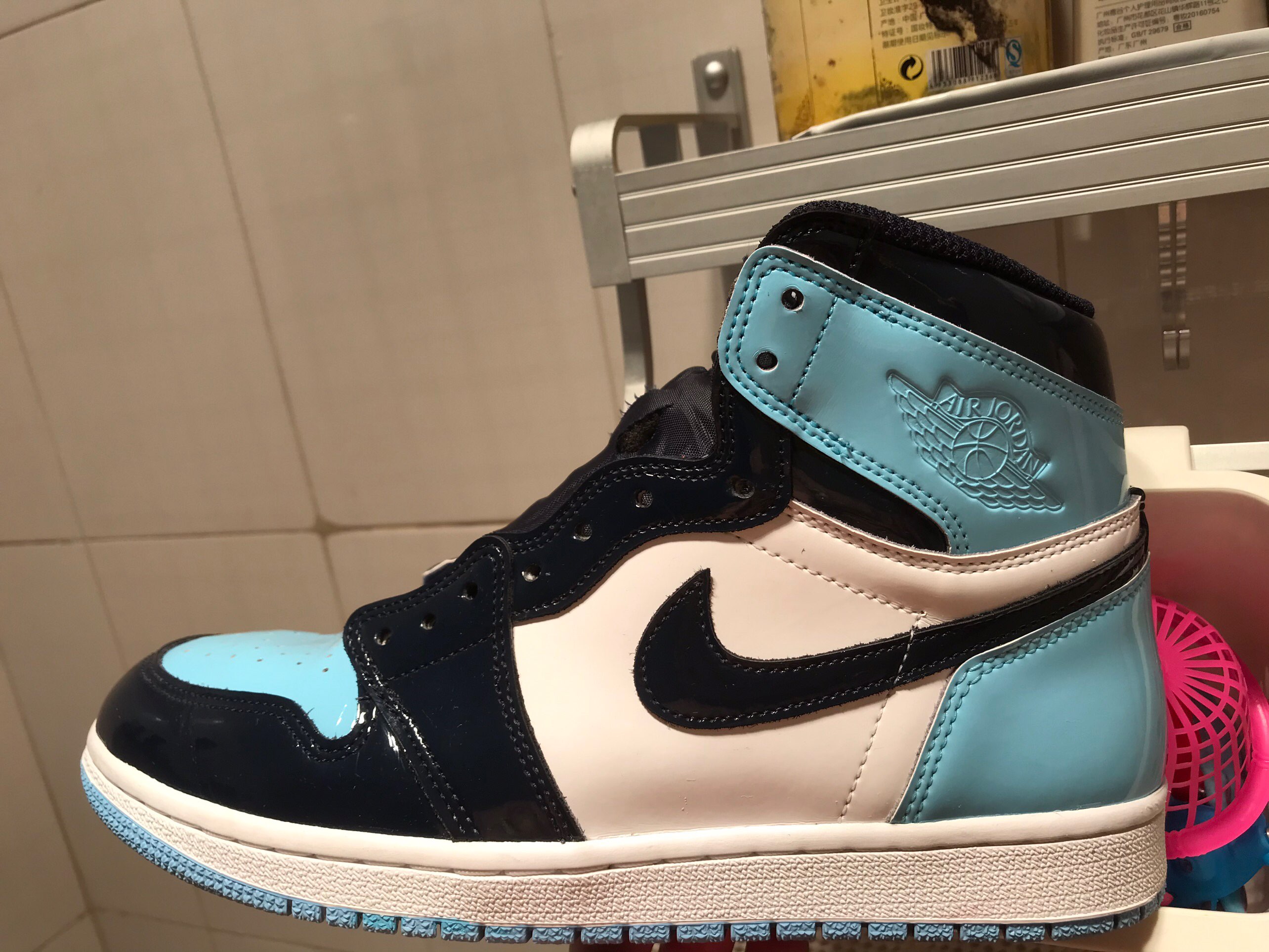 XH  Air Jordan 1 Retro High OG 'UNC Patent' review Olivia