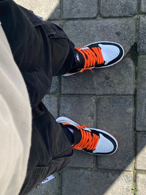 XH Air Jordan 1 High OG Electro Orange review 