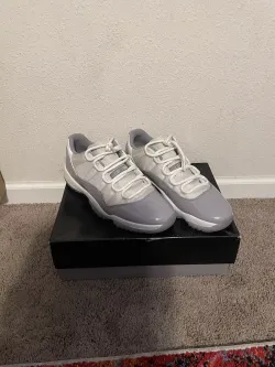 XP Air Jordan 11 Low “Cement Grey” review Leonardo Avalos 03