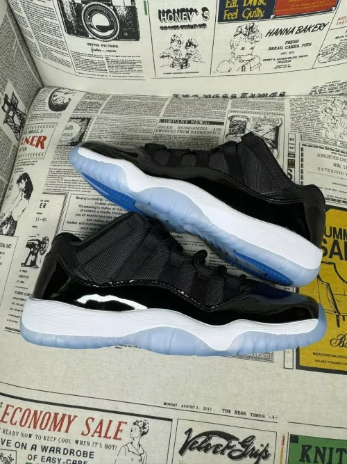 XP Air Jordan 11 Retro Low “White/Midnight Navy” review 