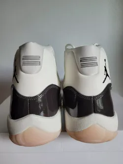 XP  Air Jordan 11 "Neapolitan" review Rey Ramirez 02