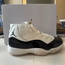 XP  Air Jordan 11 "Neapolitan" review Nick Bradley 01