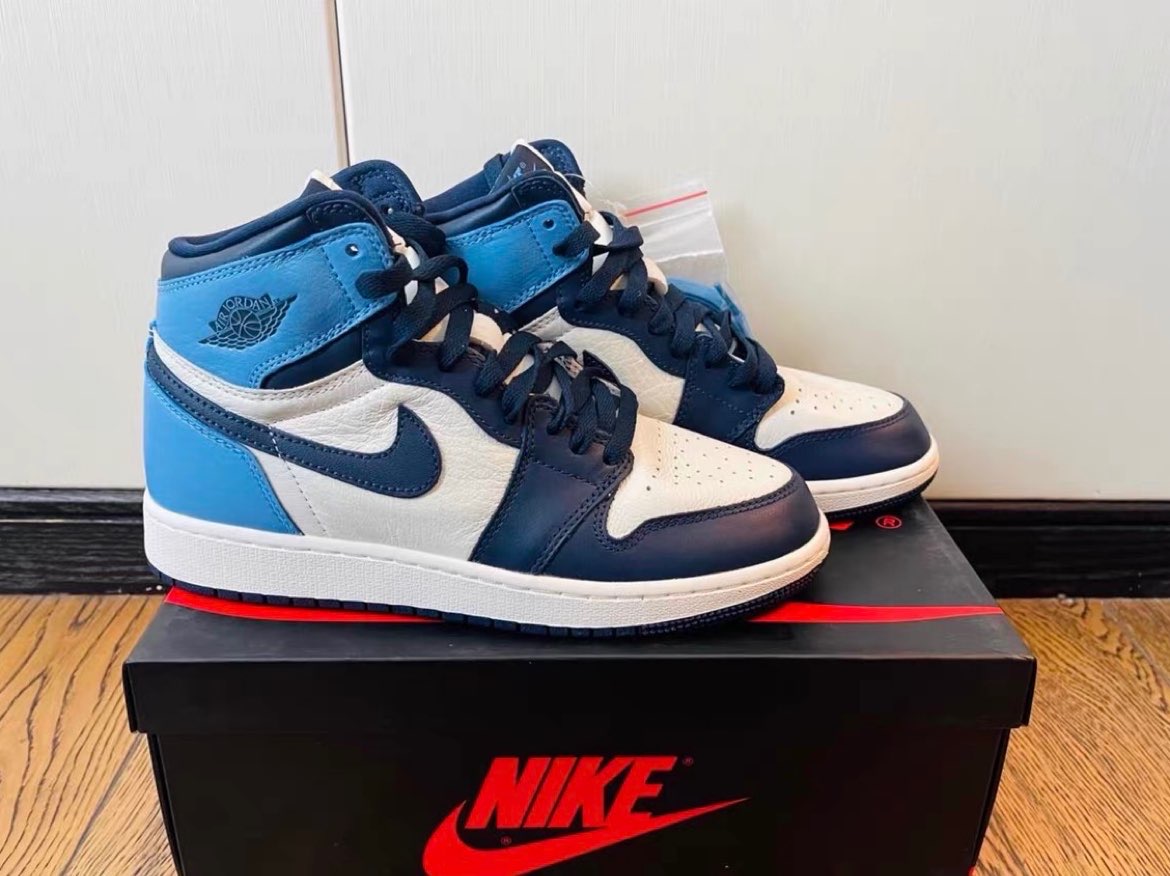 XH Air Jordan 1 Retro High OG “Obsidian University Blue” review Aria 01