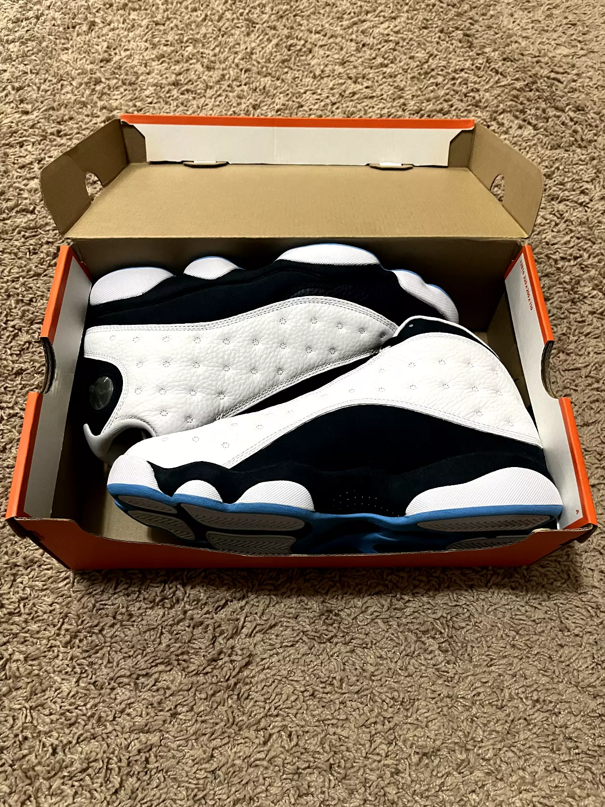 XP  Air Jordan 13 Obsidian review Ines Bermudez 01