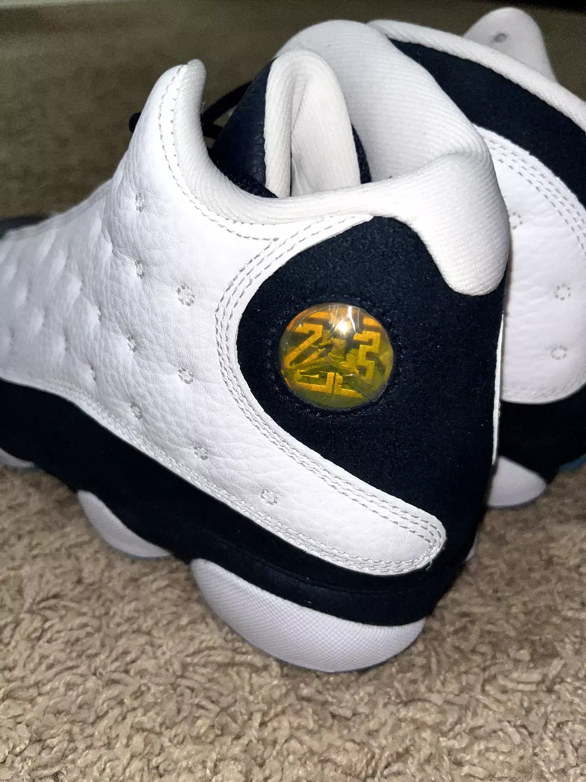 XP  Air Jordan 13 Obsidian review Ines Bermudez 02