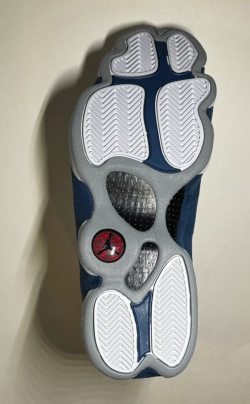 XP  Air Jordan 13 Retro White Blue review Kasey 01