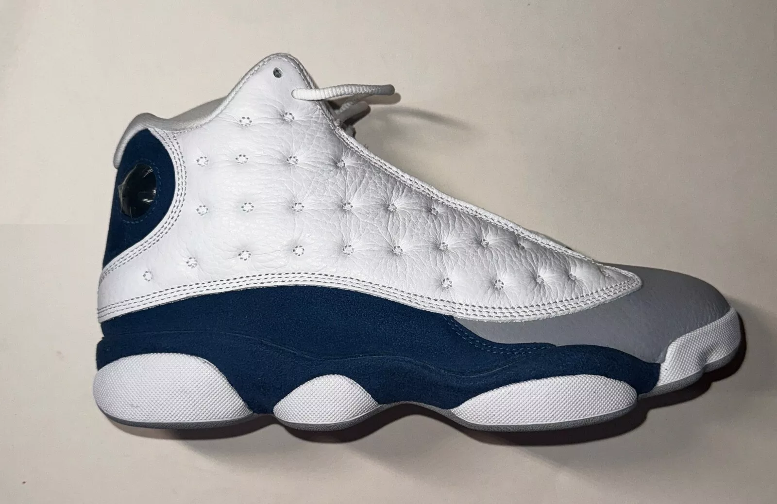 XP  Air Jordan 13 Retro White Blue review Kasey 02