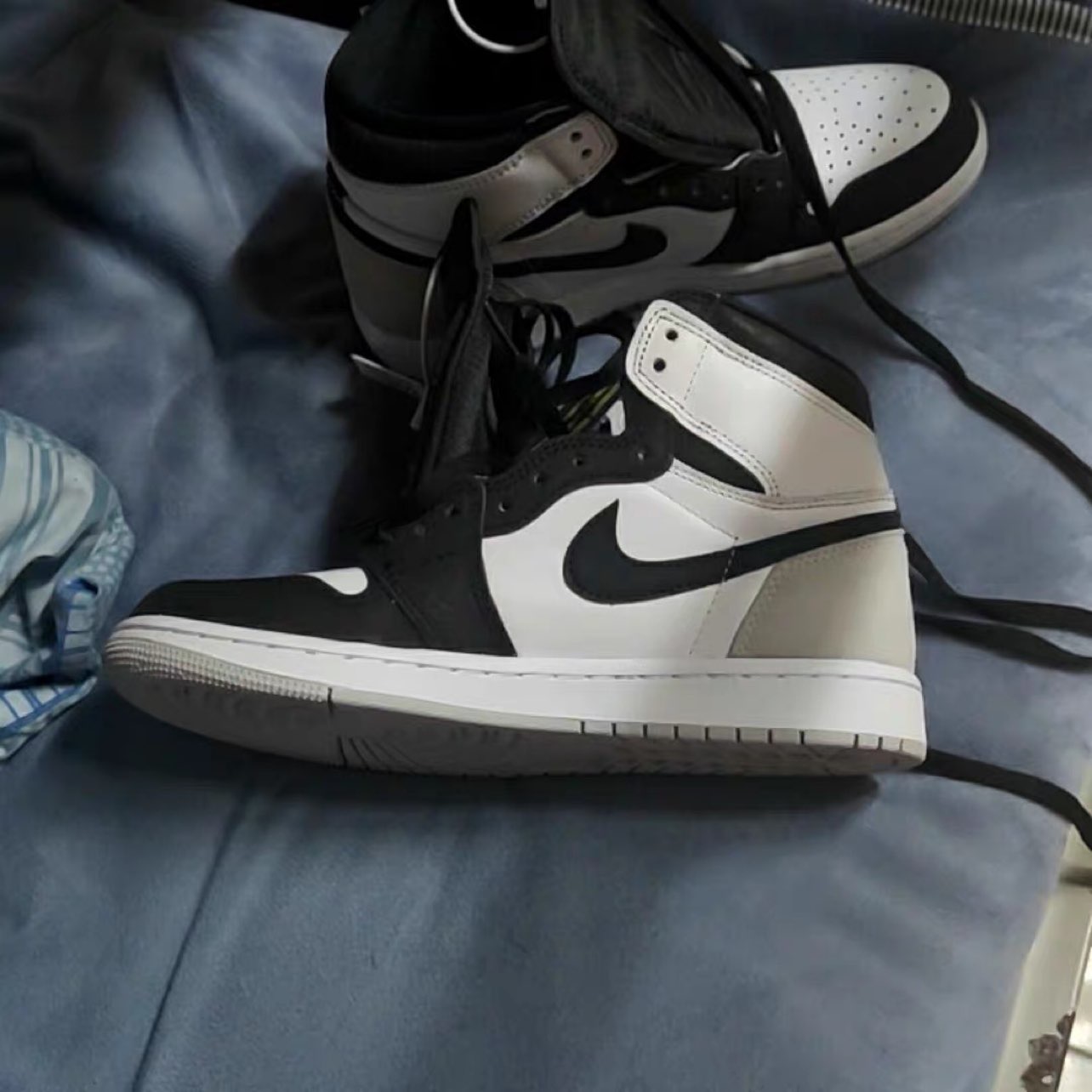 XH Air Jordan 1 High OG WMNS Stage Haze review James