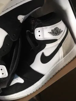 XH Air Jordan 1 High OG WMNS Stage Haze review Olivia