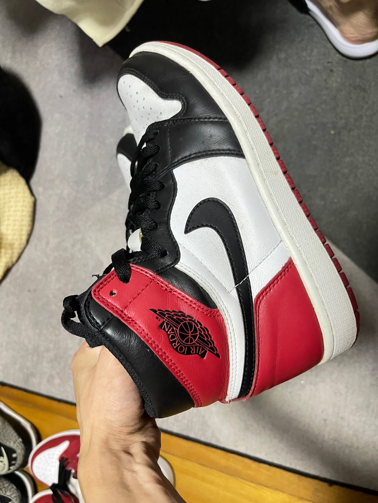 XH Air Jordan 1 OG High 'Black Toe' review Hannah