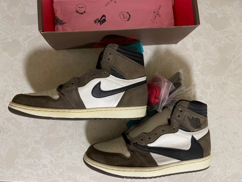 XH  Travis Scott x Air Jordan 1 High OG TS SP review 