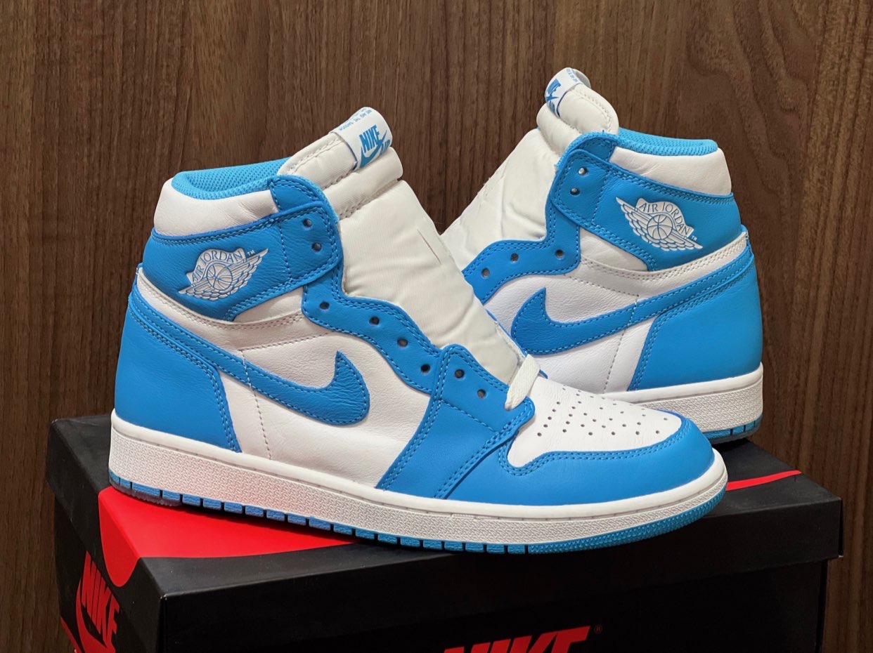 XH  Air Jordan 1 RetroUNC review Lauren