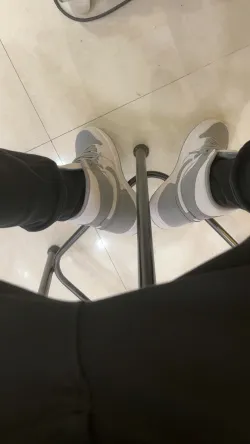 XH Air Jordan 1 High OG Stealth review Chloe