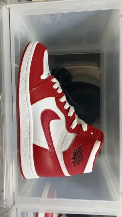 XH  Air Jordan 1 High 85 New Beginnings review Jason