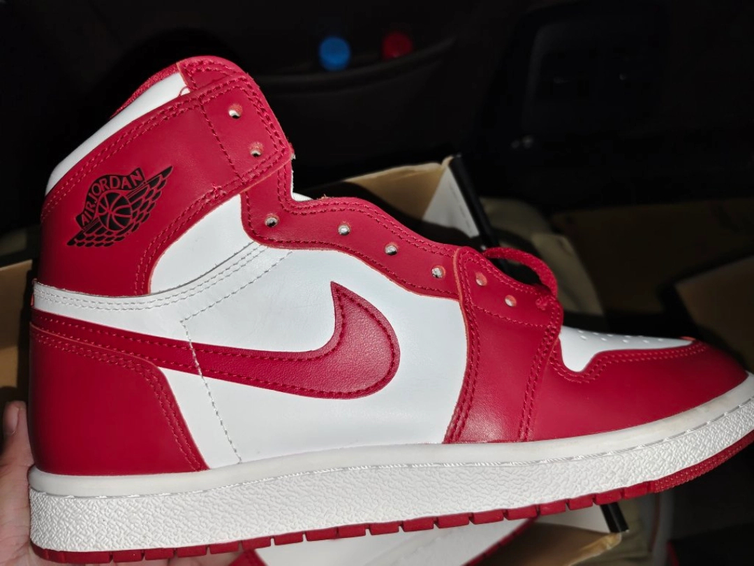 XH  Air Jordan 1 High 85 New Beginnings review Nick 01