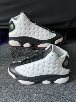 XP Air Jordan 13 Black and white Panda review Laura Suy 03