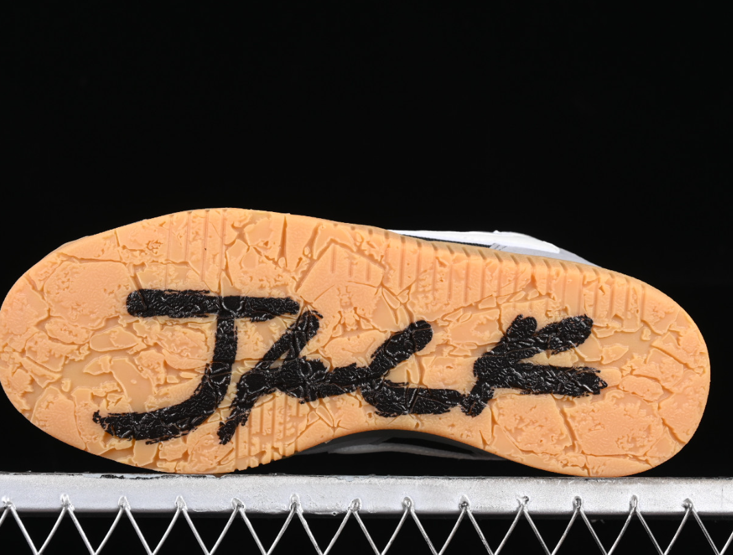 Travis Scott x Jordan Cut The Check Nice Kicks Black Gray Brown review Robert Wermter 02