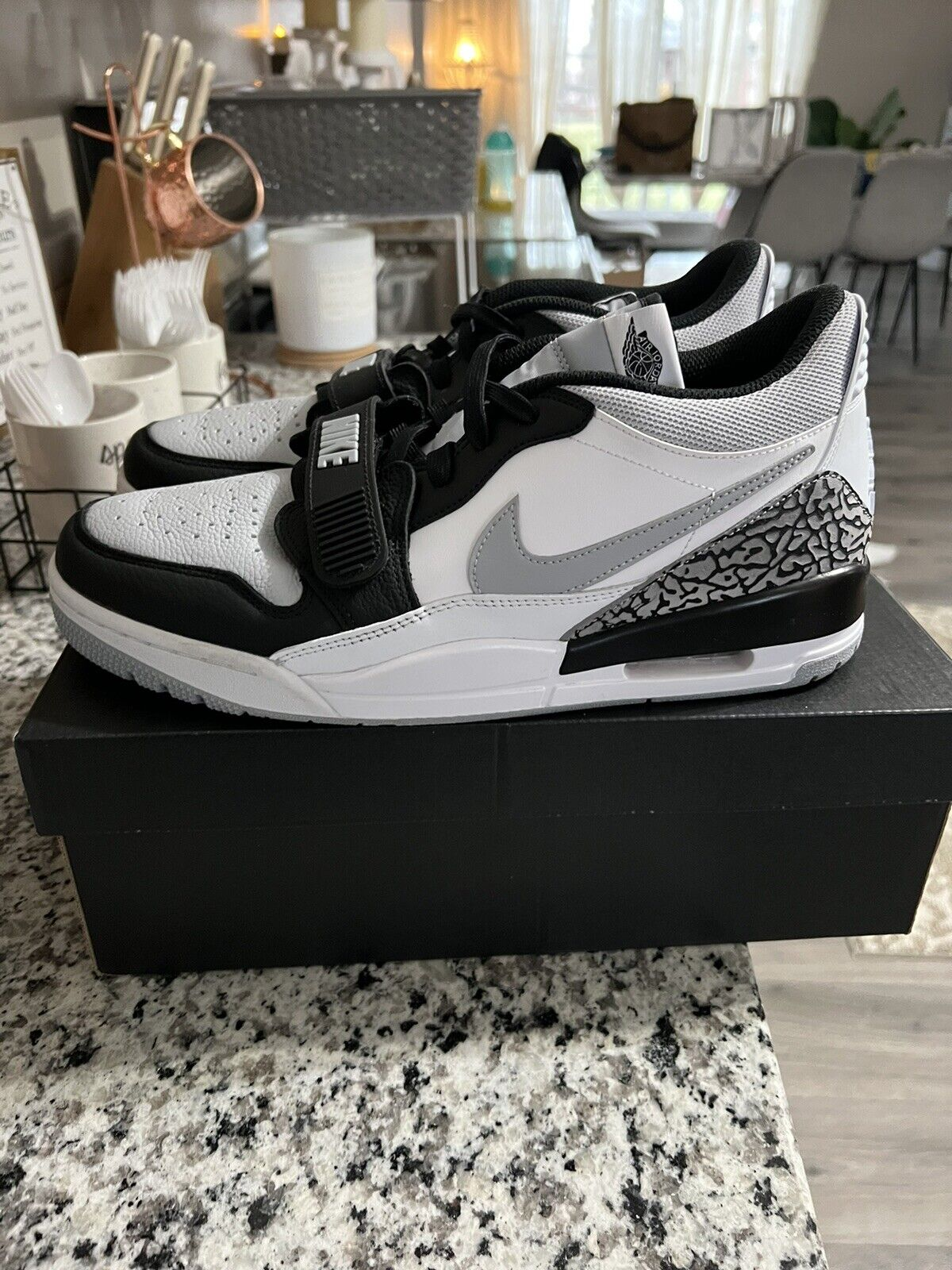 Air Jordan AJ312 White And Black Soot review A. Walker 02