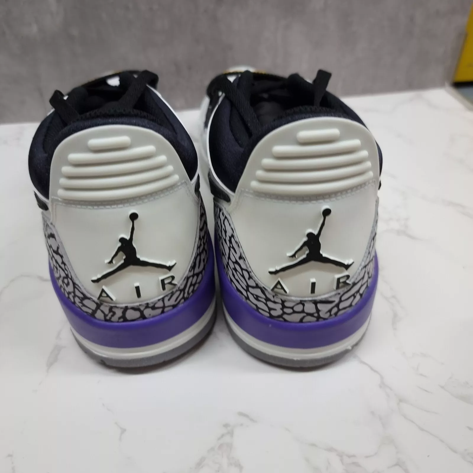 Air Jordan AJ312 White Yellow Purple review Angel 01